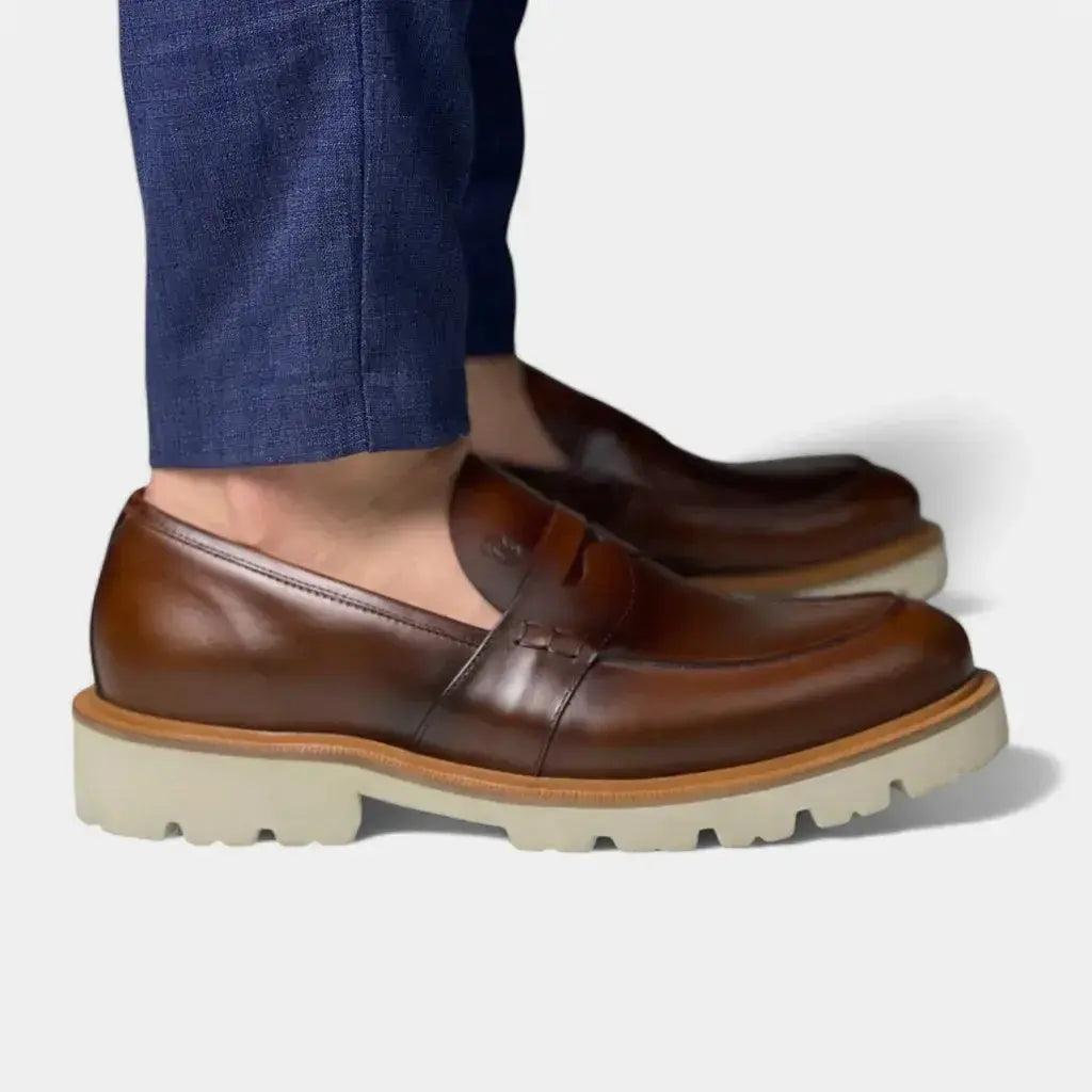 Mocassim Loafer Romeo Verona Nozes Couro Romeo