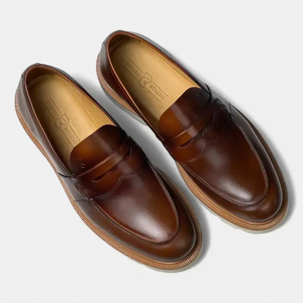 Mocassim Loafer Romeo Verona Nozes Couro Romeo