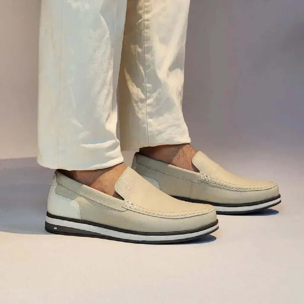 Mocassim Romeo Veneza Off White Couro Romeo