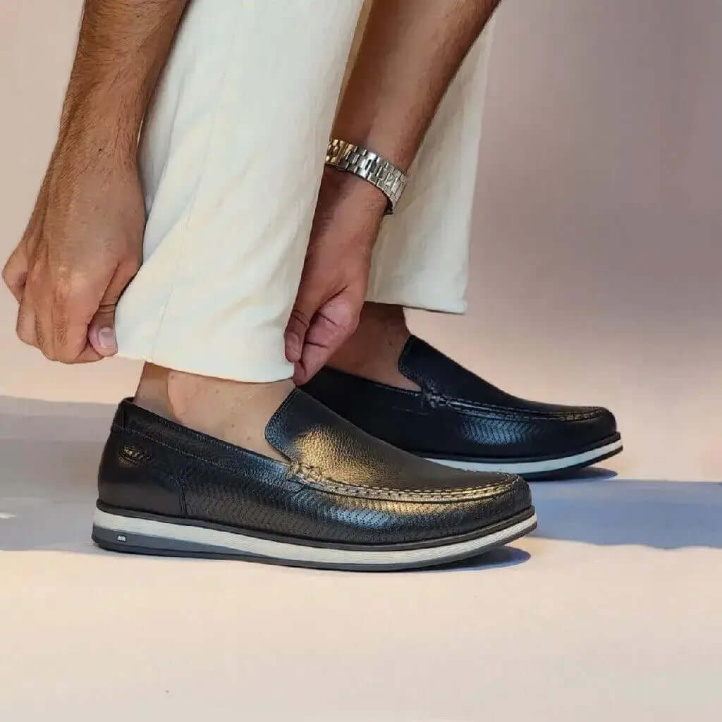Mocassim Romeo Veneza Preto Couro Romeo