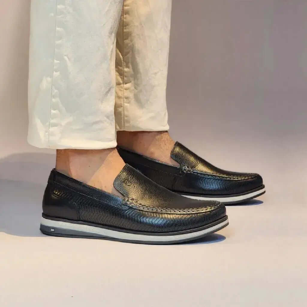 Mocassim Romeo Veneza Preto Couro Romeo