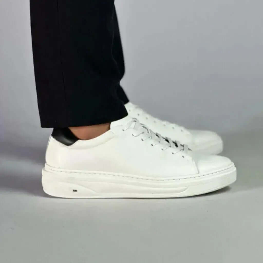 Sapatênis Romeo Firenze Branco e Preto Couro Romeo