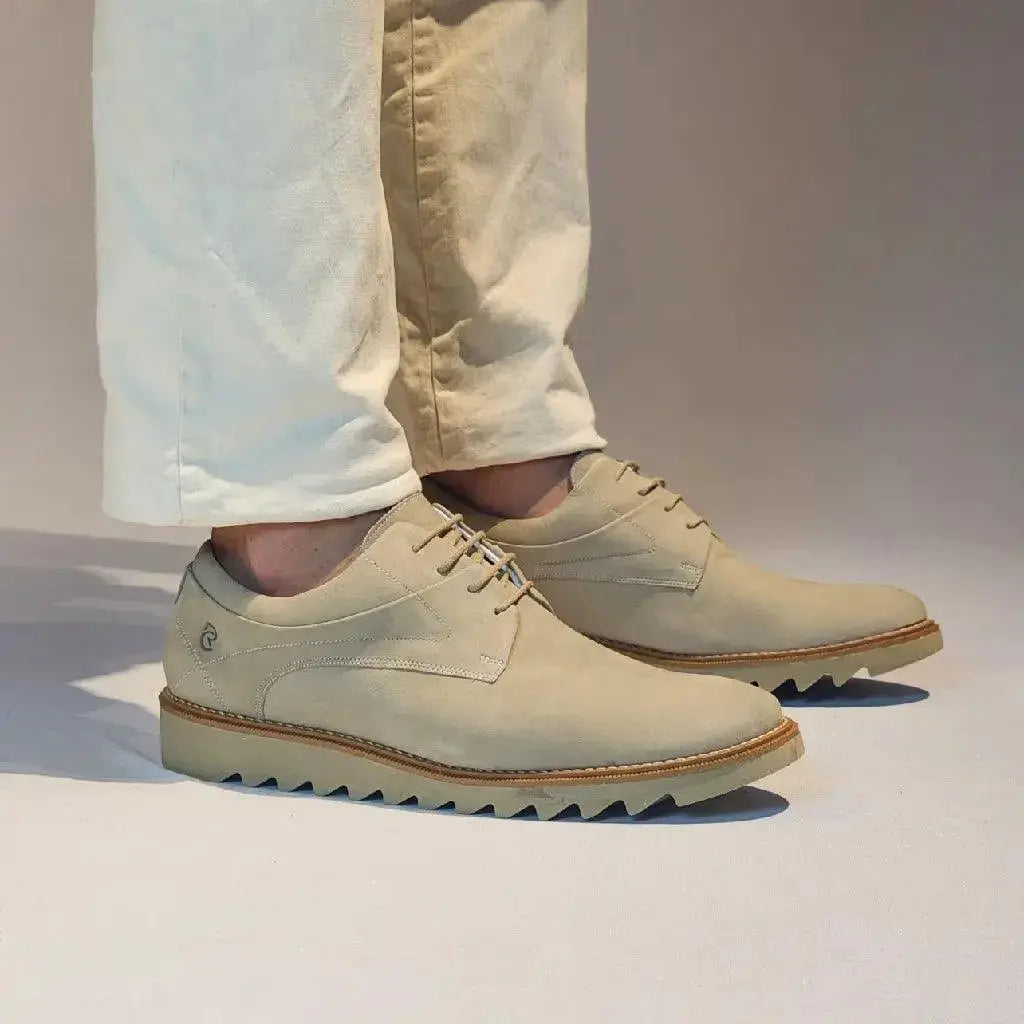 Sapato Romeo Paris Nobuck Areia Couro Romeo
